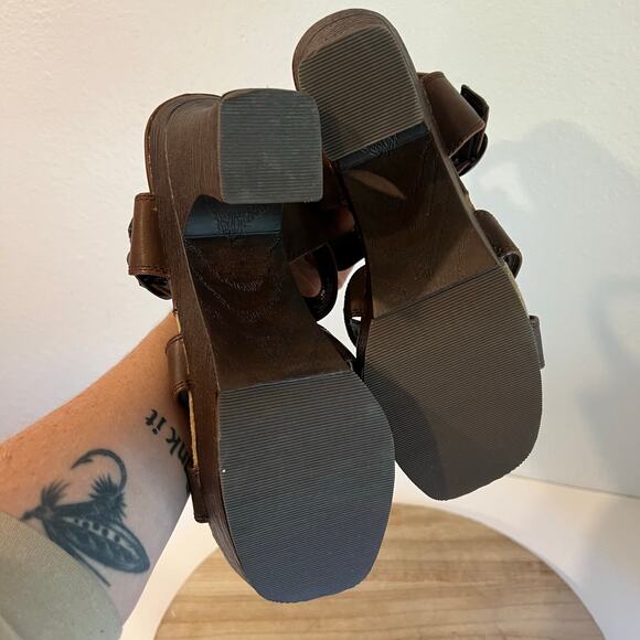 Maurices Brown Square Toe Chunky Y2K Look Strappy Sandal Size 10 - Picture 3 of 11